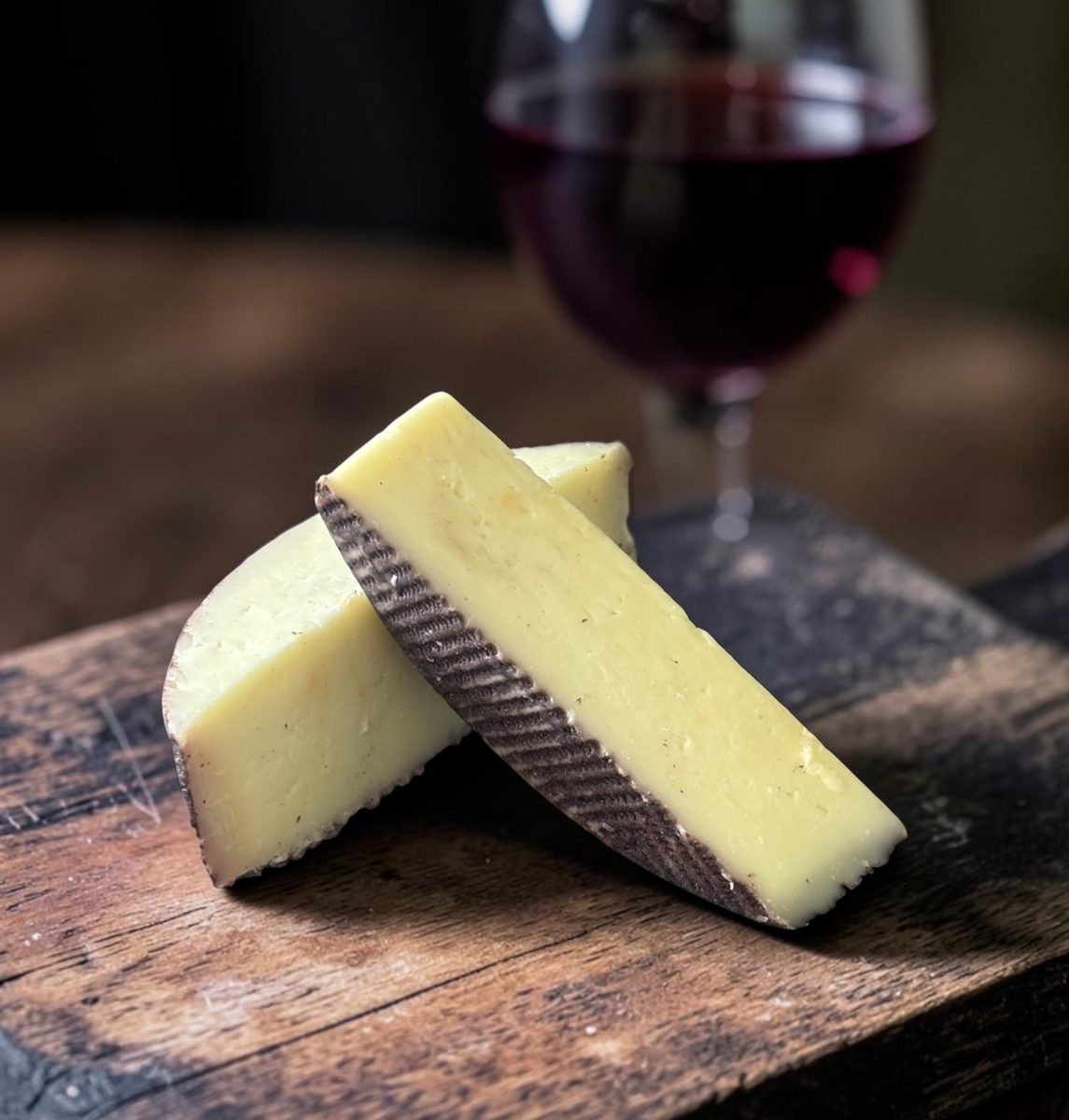 Queso de Oveja al Vino Tinto