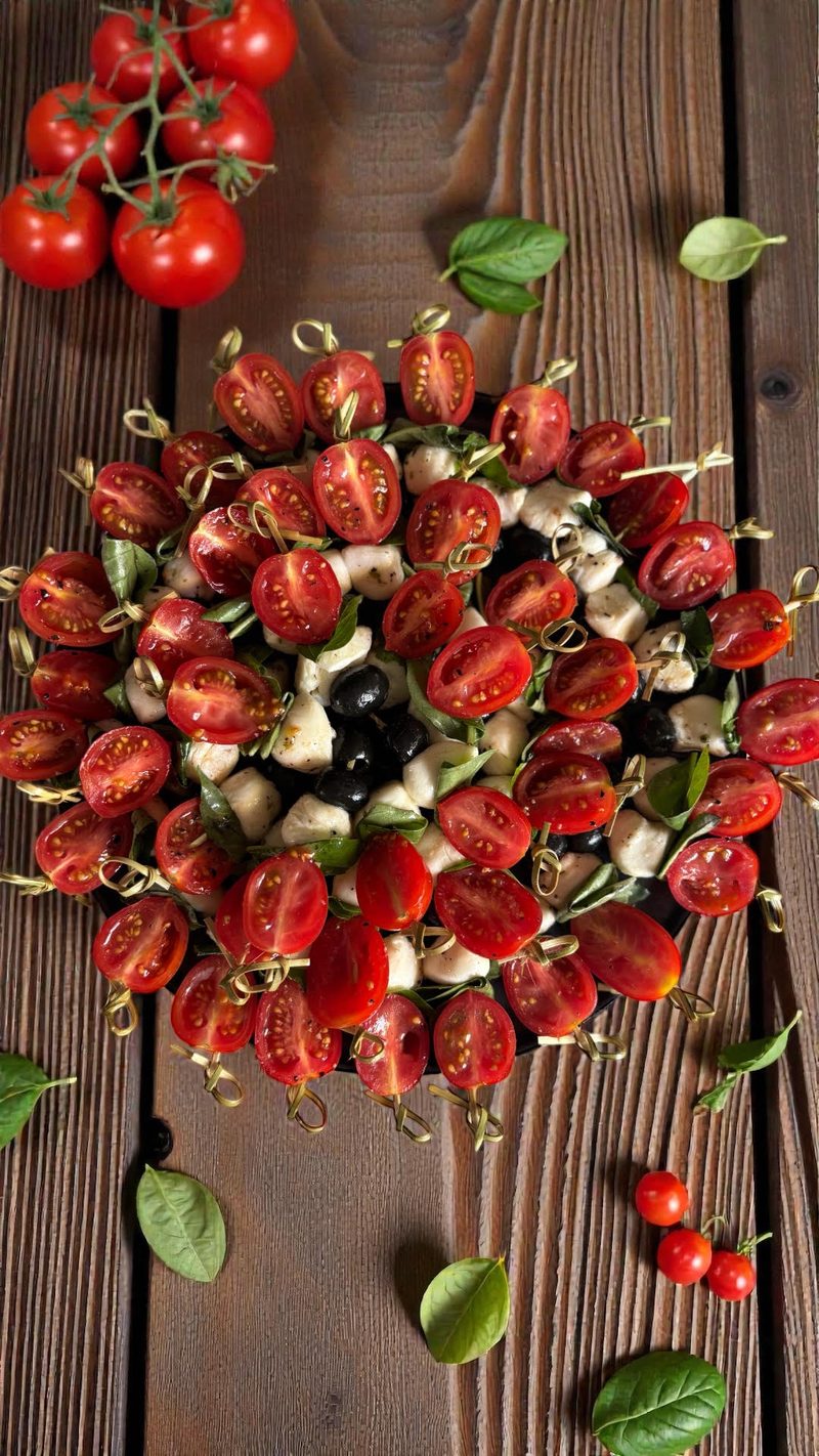Brochetas Caprese Boconcini